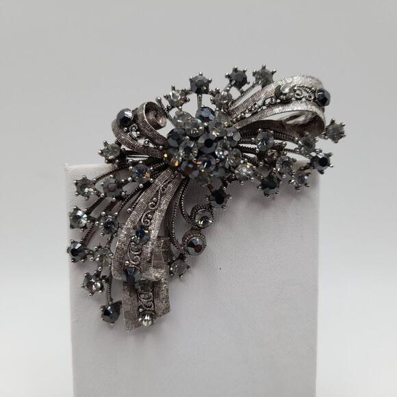 Vintage Gray Silver Black Rhinestone Brooch Pendant, 2 3/4 Inches - Picture 11 of 12